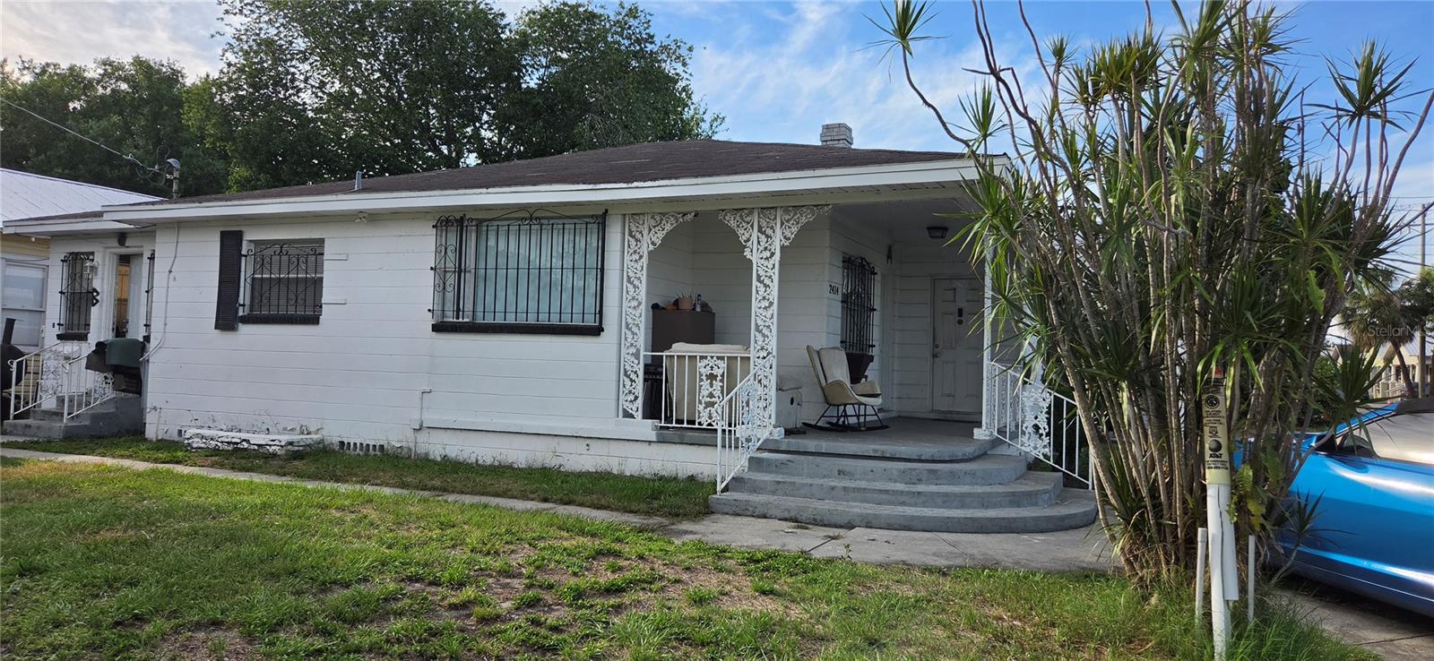 2414 E 8TH AVE - Photo 1