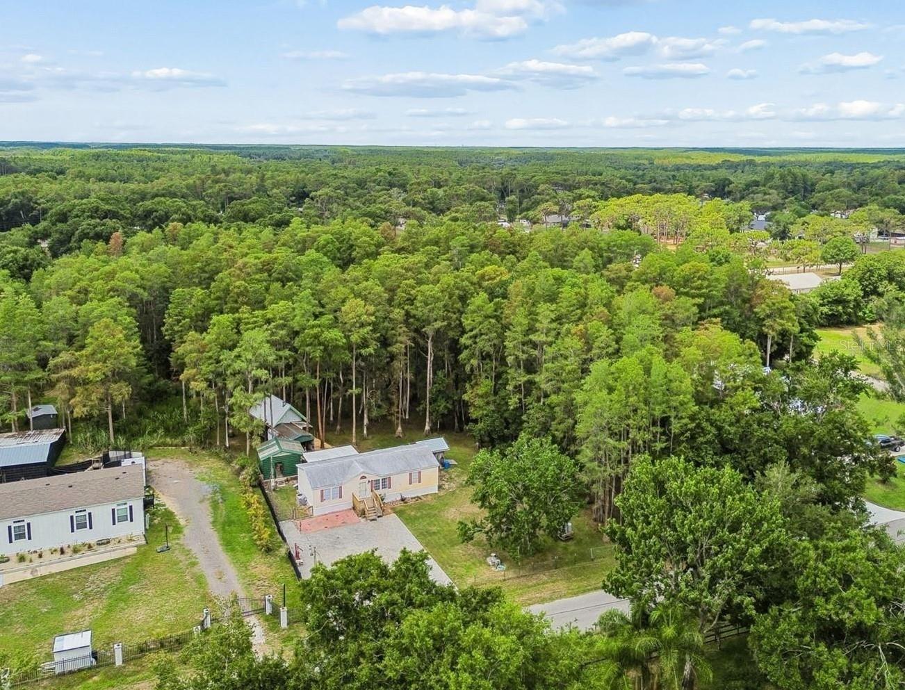 17808 DOGWOOD DR - Photo 1