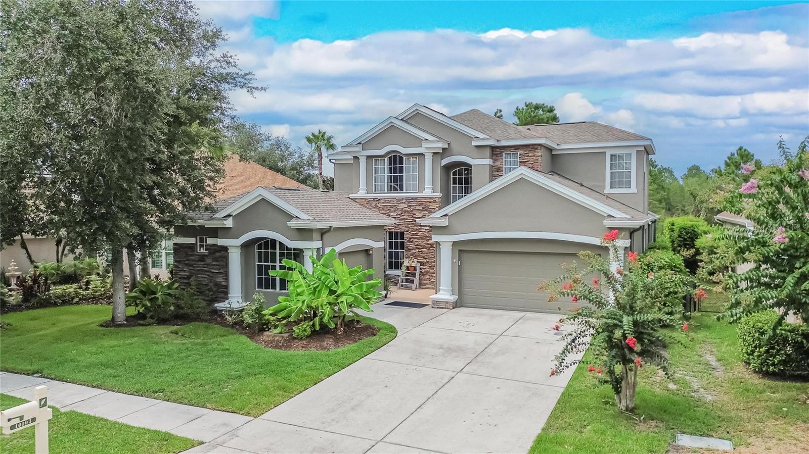 10103 DEERCLIFF DR - Photo 1