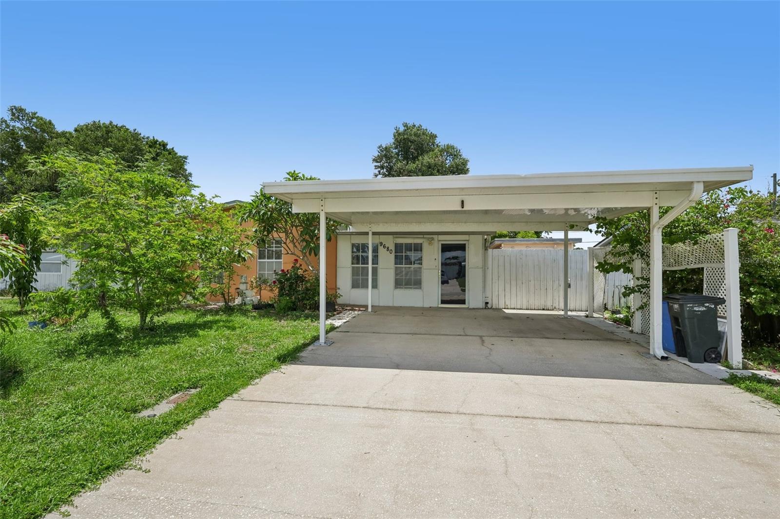 9680 PARK LAKE DR N - Photo 1