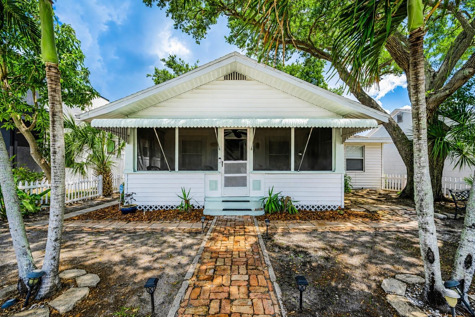 3829 2ND AVE N - Photo 1