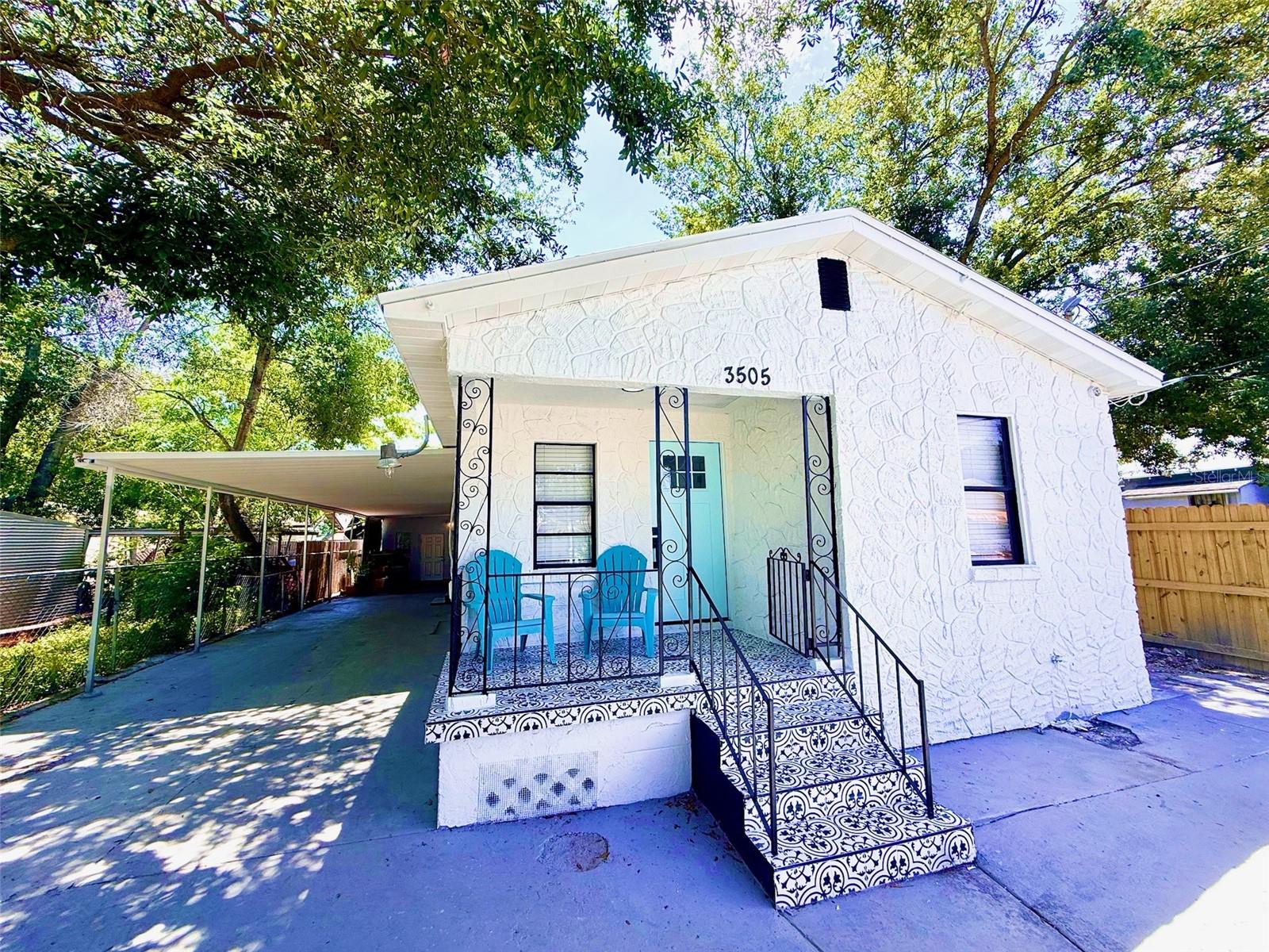 3505 N 16TH ST - Photo 1