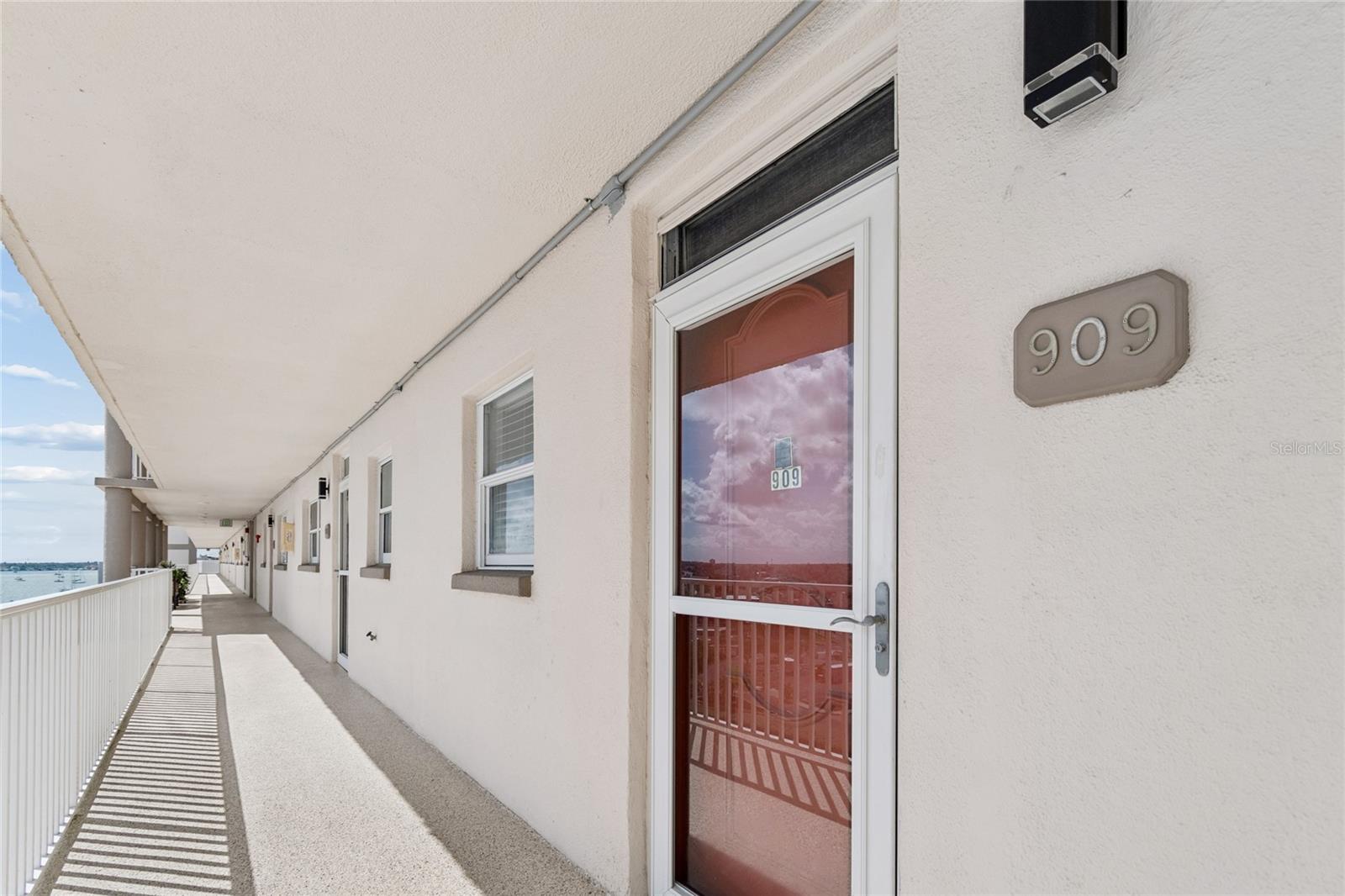 5980 SHORE BLVD S #909 - Photo 1