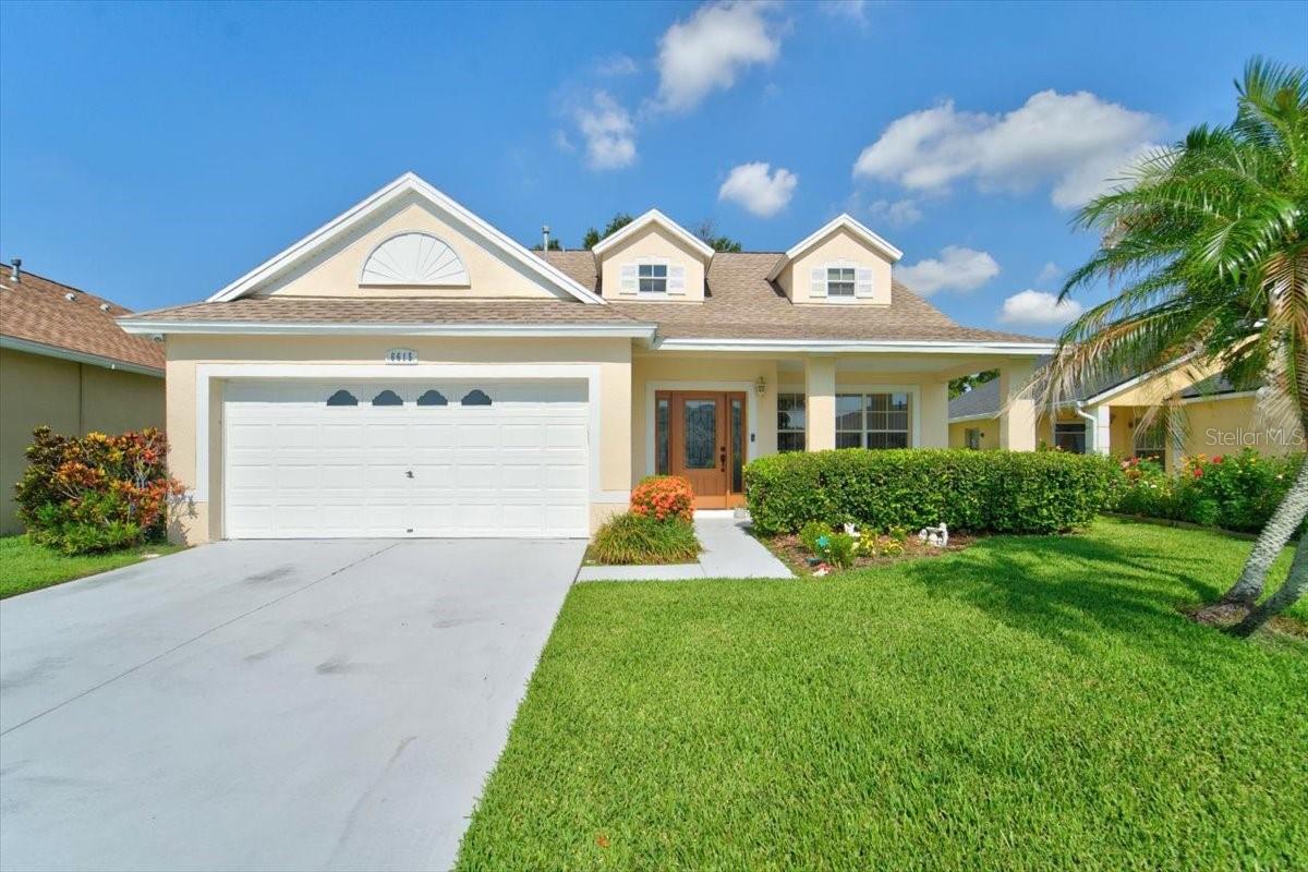 6615 SUMMER COVE DR - Photo 1