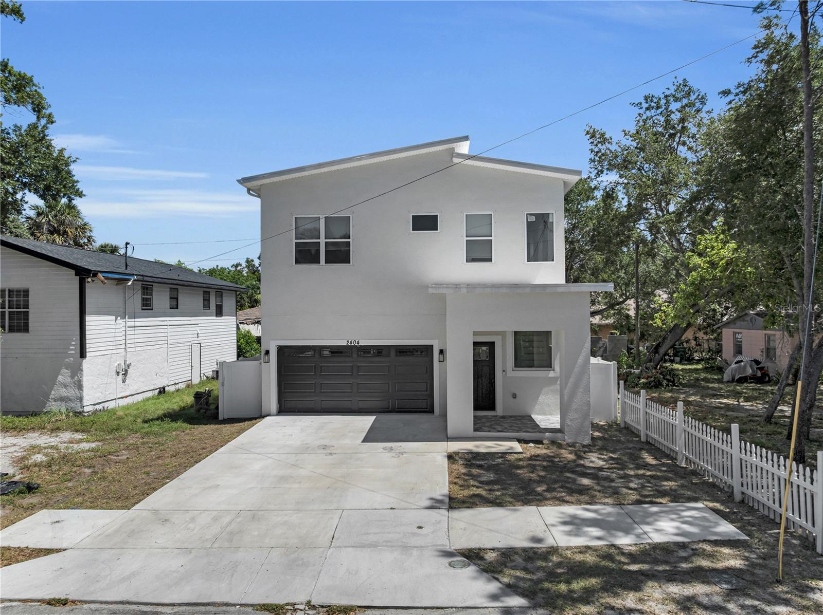 2404 CASSELL - Photo 1
