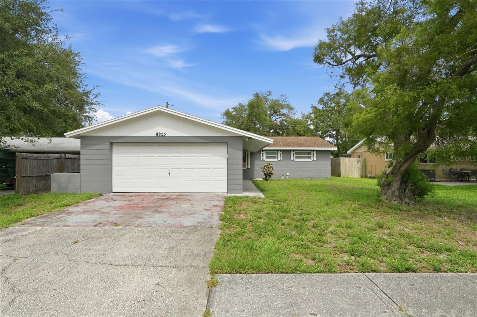 8855 53RD WAY N - Photo 1