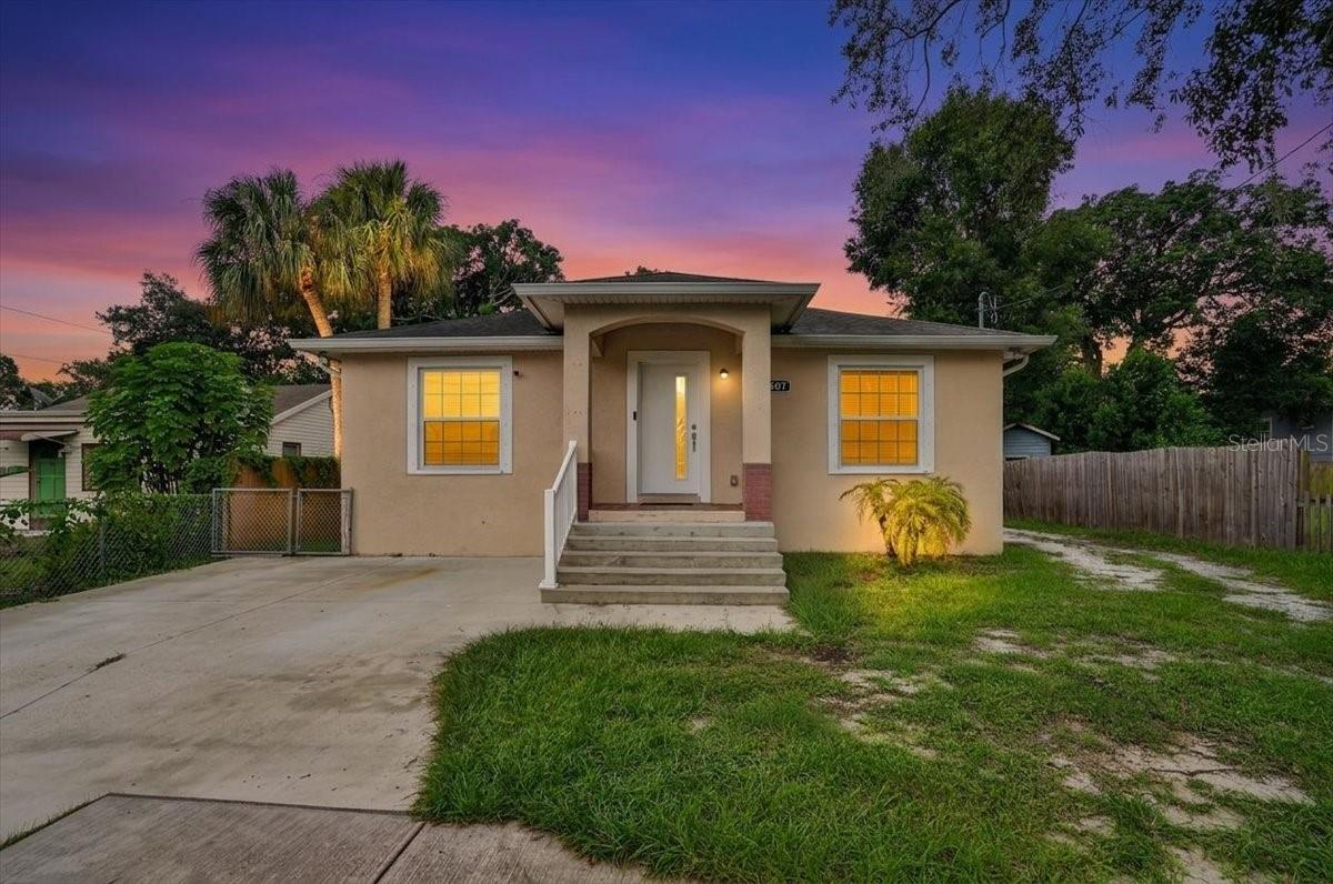 1607 E LINEBAUGH AVE - Photo 1
