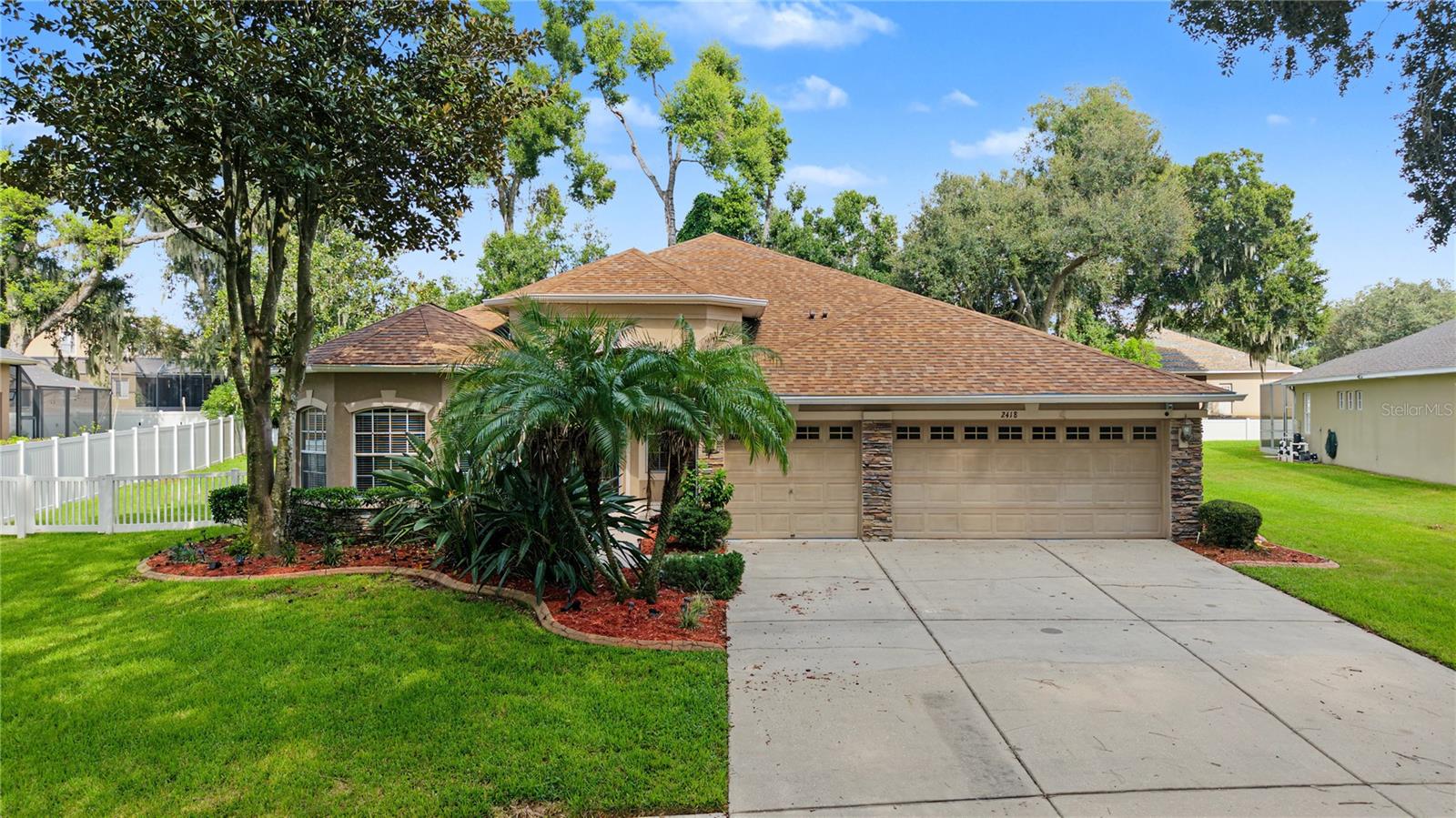 2418 BLUE STONE CT - Photo 1