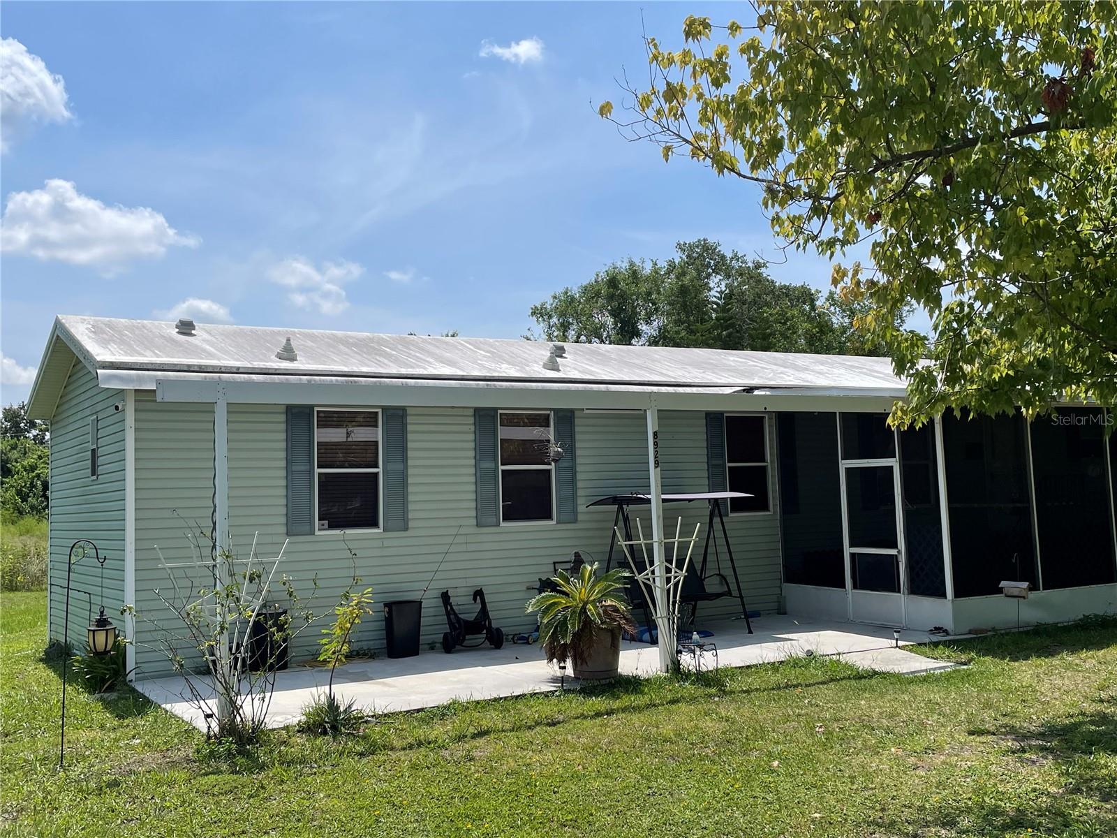 8929 HONEYWELL RD - Photo 1