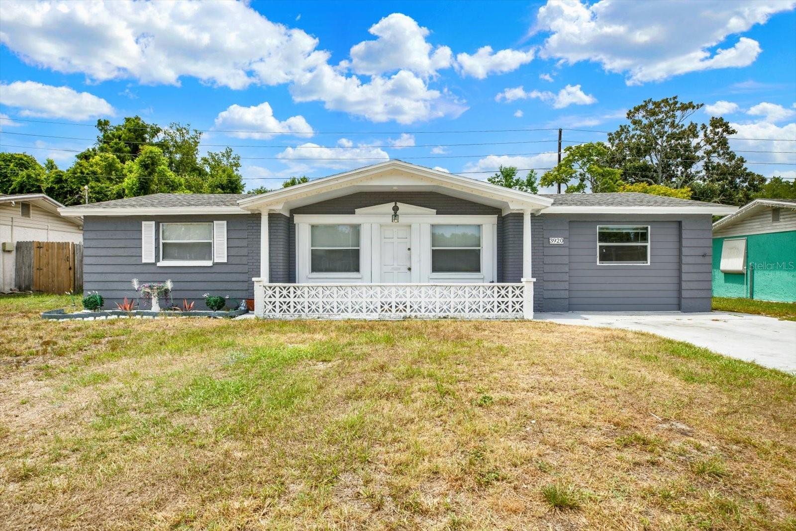 3920 BEACON SQUARE DR - Photo 1