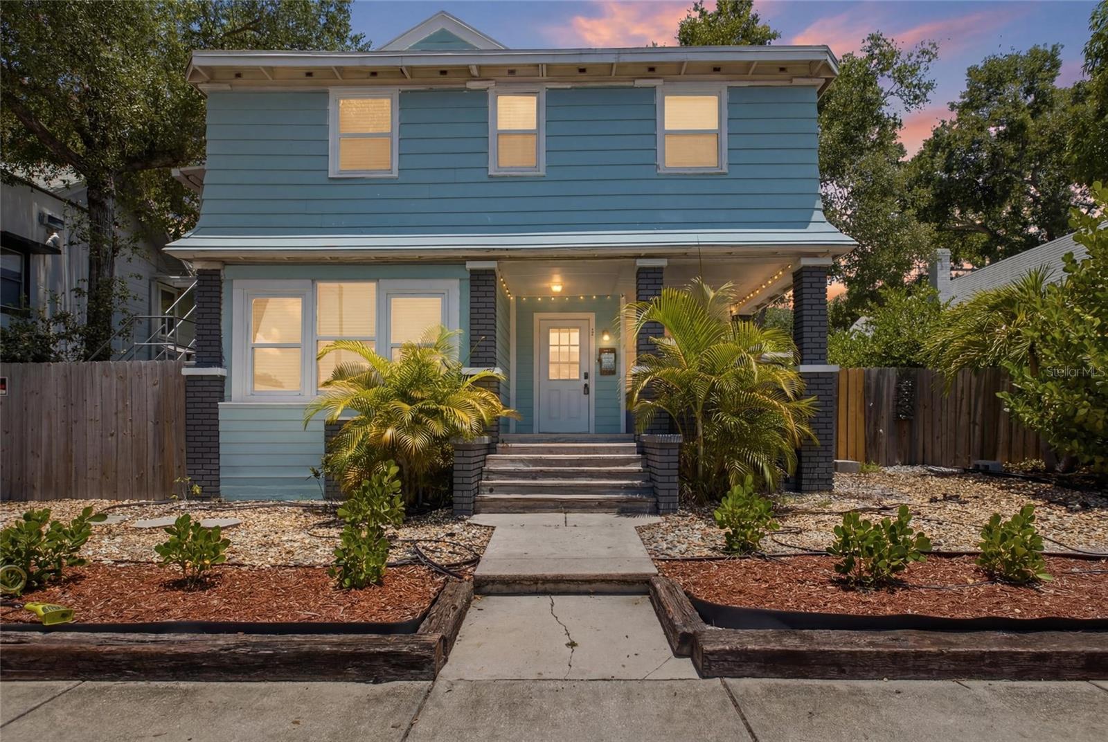 335 5TH AVE N - Photo 1