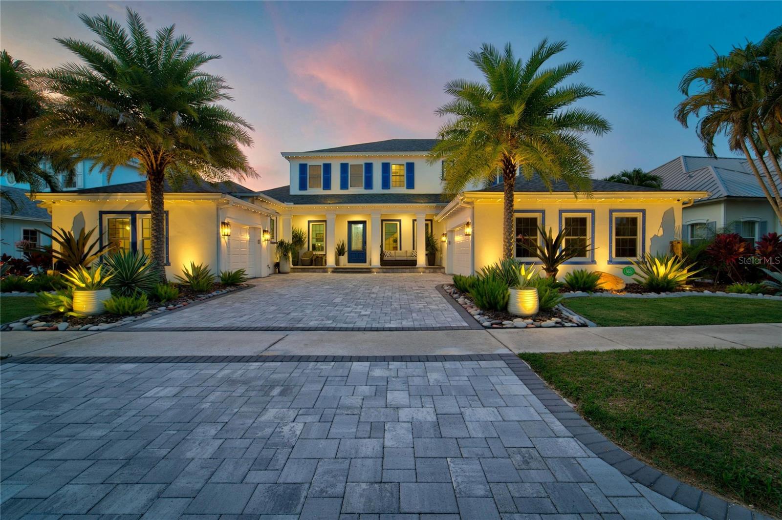 713 ISLEBAY DR - Photo 1