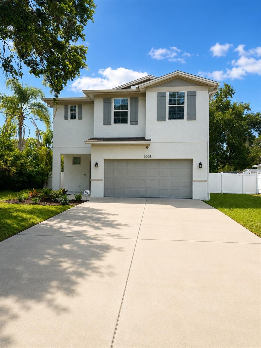 3008 E SLIGH AVE - Photo 1