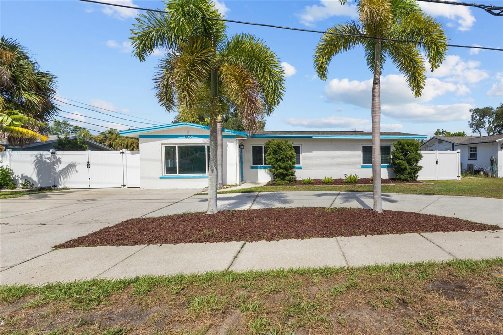 605 S FLORIDA AVE - Photo 1