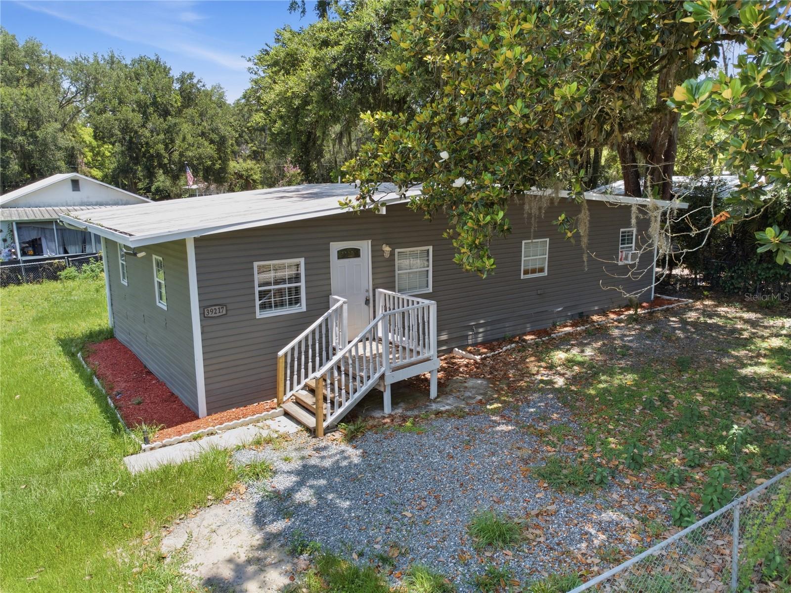 39217 FIBELKORN RD - Photo 1