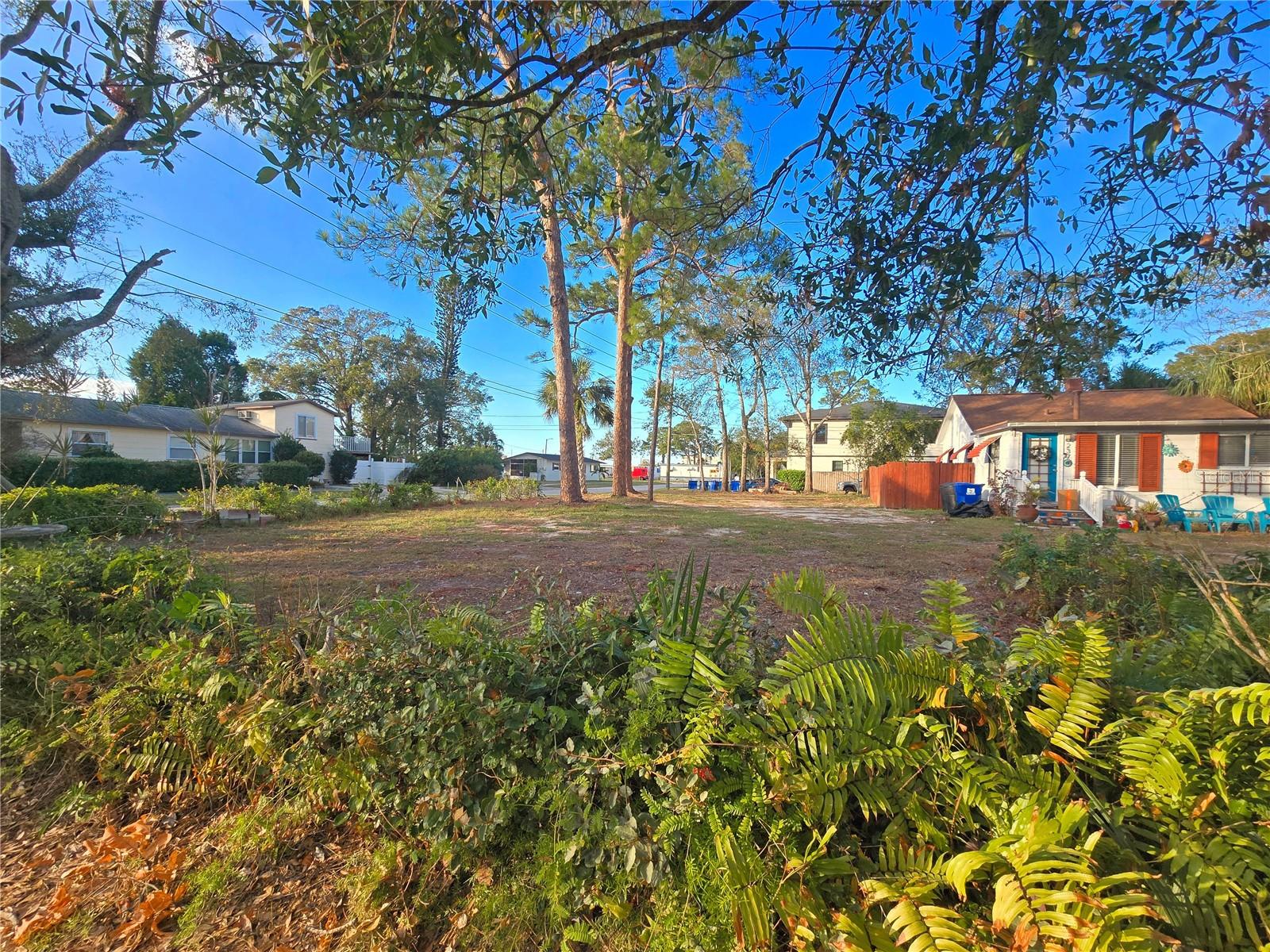 237 50TH AVE N - Photo 1