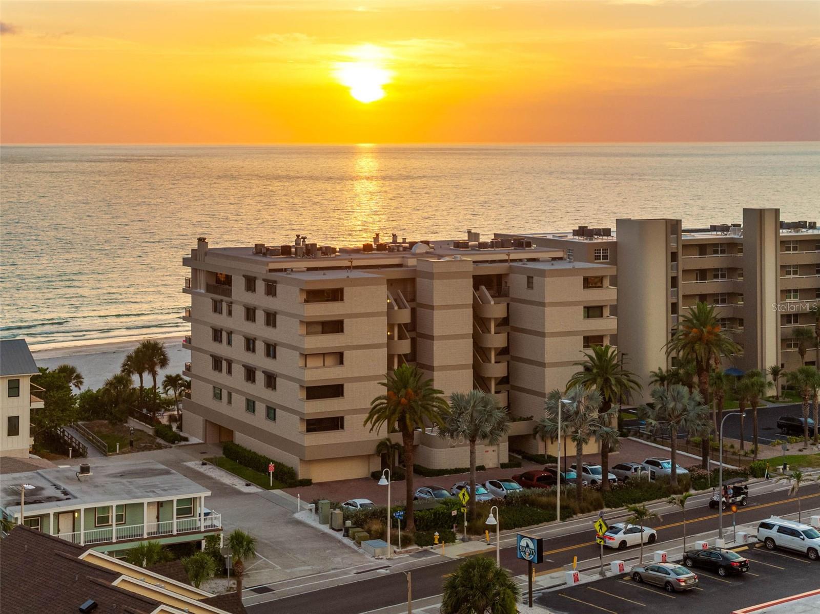 19700 GULF BLVD #403 - Photo 1