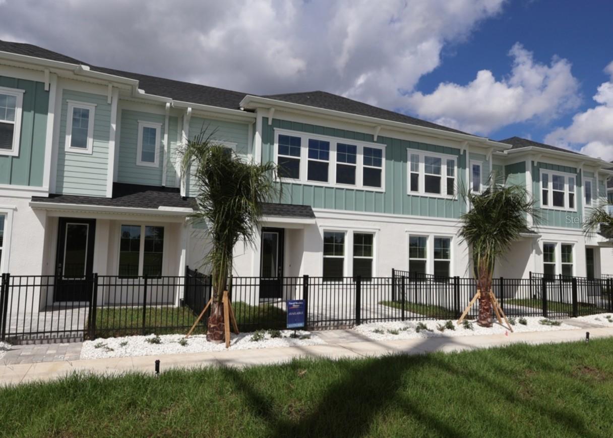 3542 CASPIAN CHERVIL ST - Photo 1