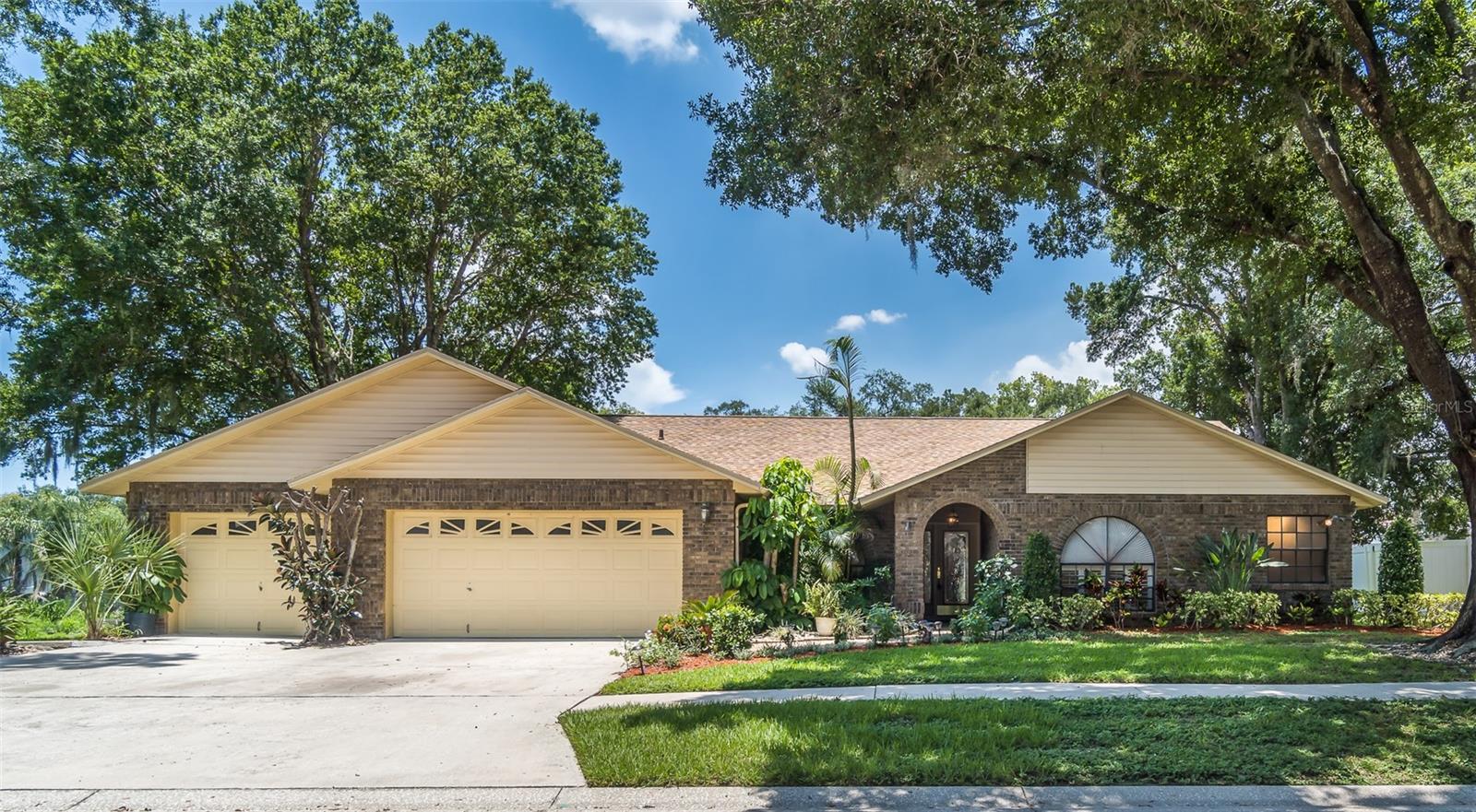 714 PENNYROYAL PL - Photo 1