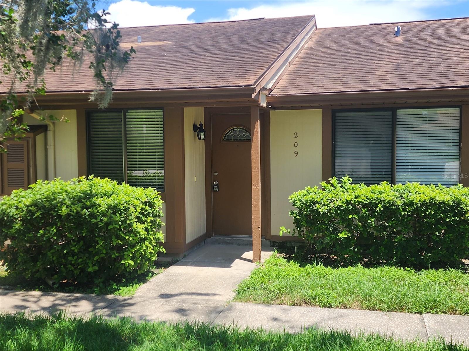 Property at 209 CORKWOOD LN, Oldsmar