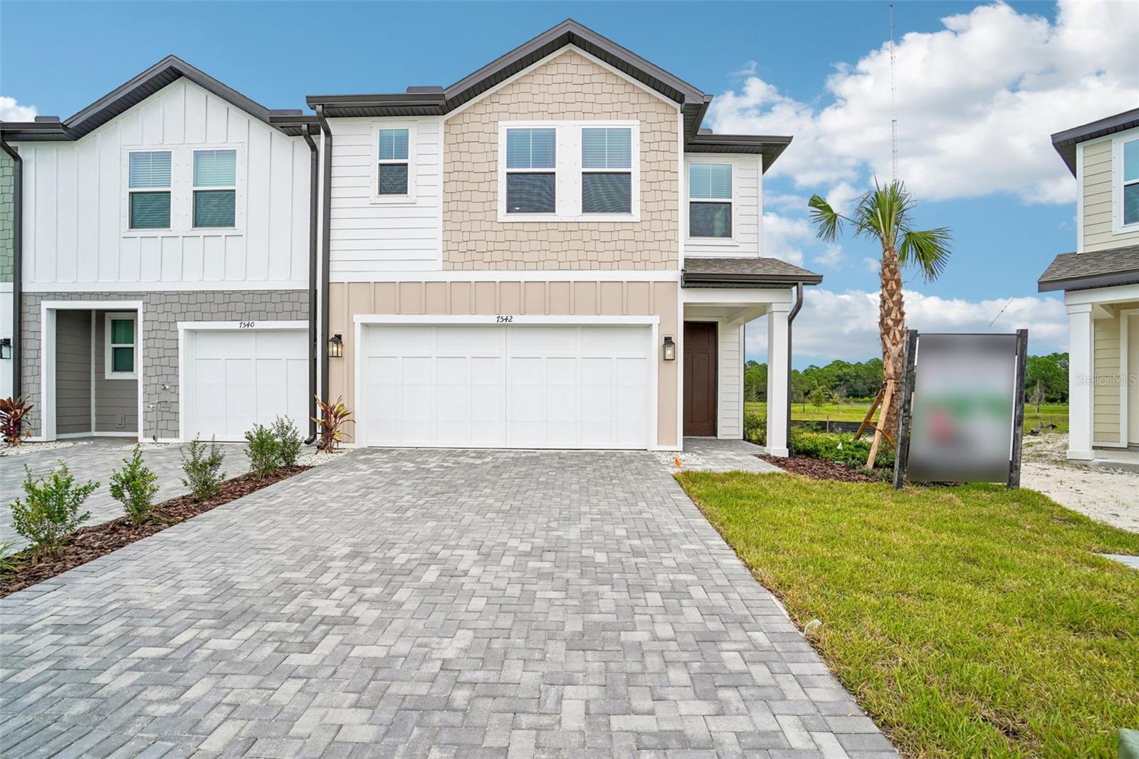 7542 DEER VALLEY CIRCLE - Photo 1
