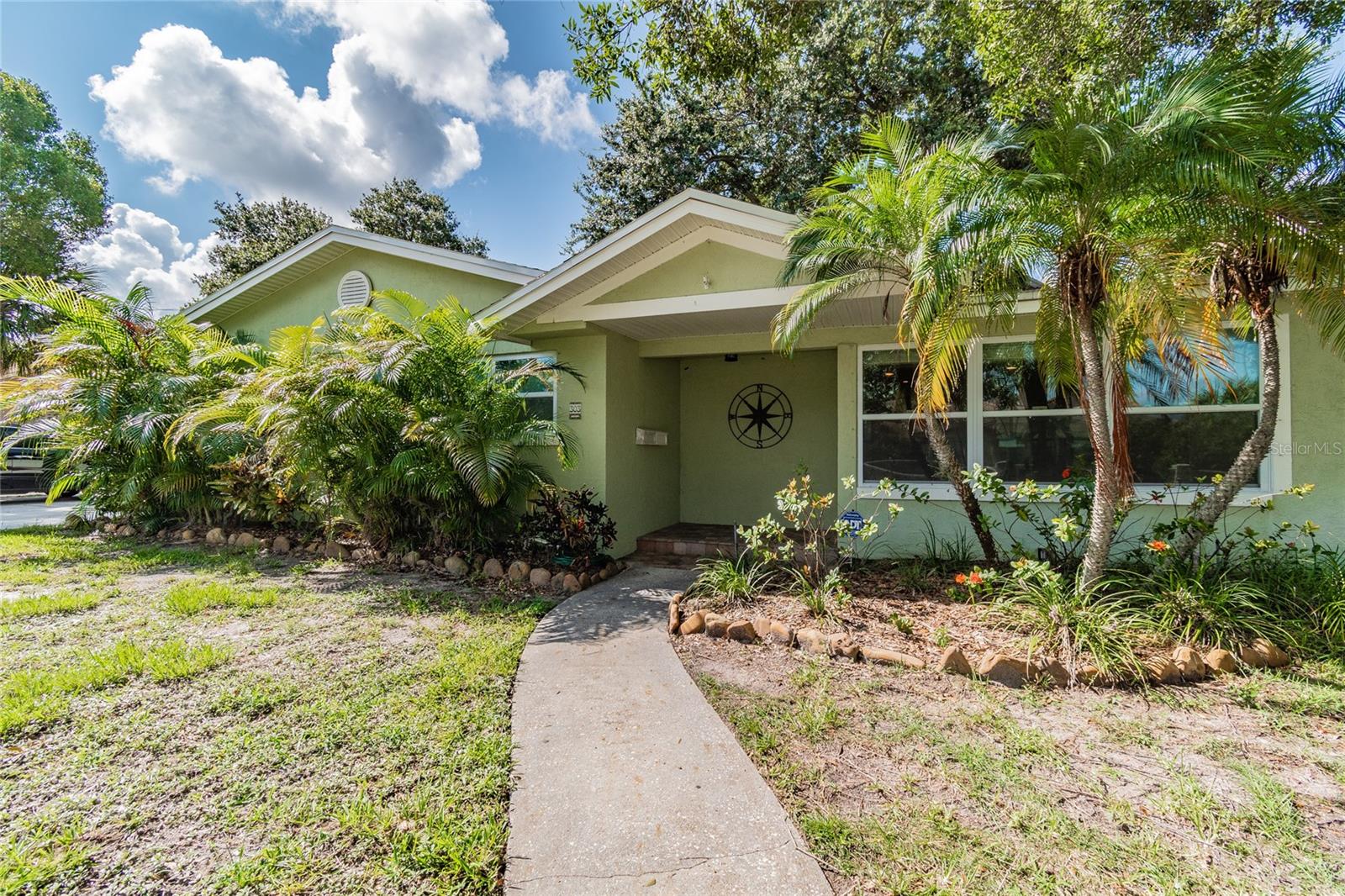 303 WILDWOOD WAY #A - Photo 1