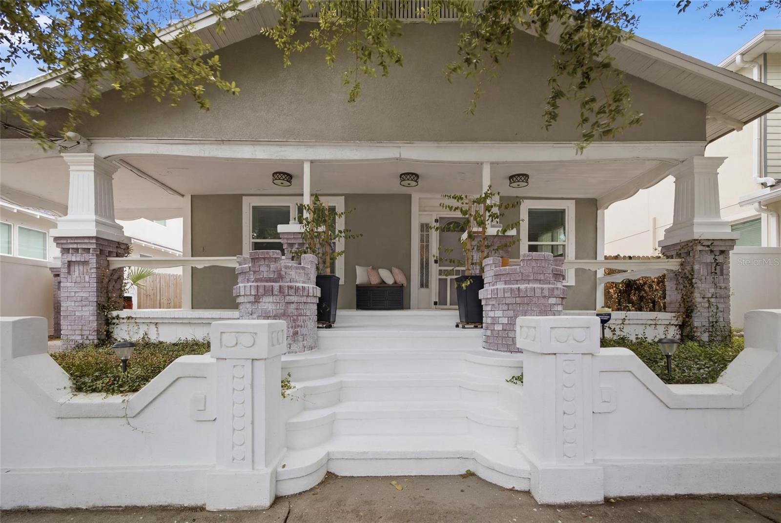 2132 W BEACH ST - Photo 1