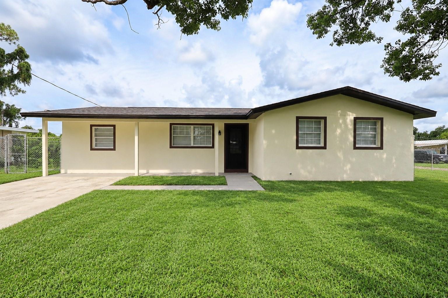 505 CLEARFIELD RD - Photo 1