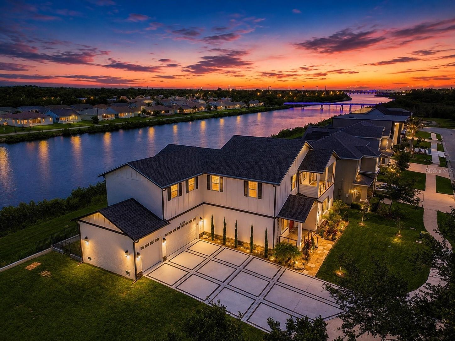 3426 CHANNELSIDE CT - Photo 1