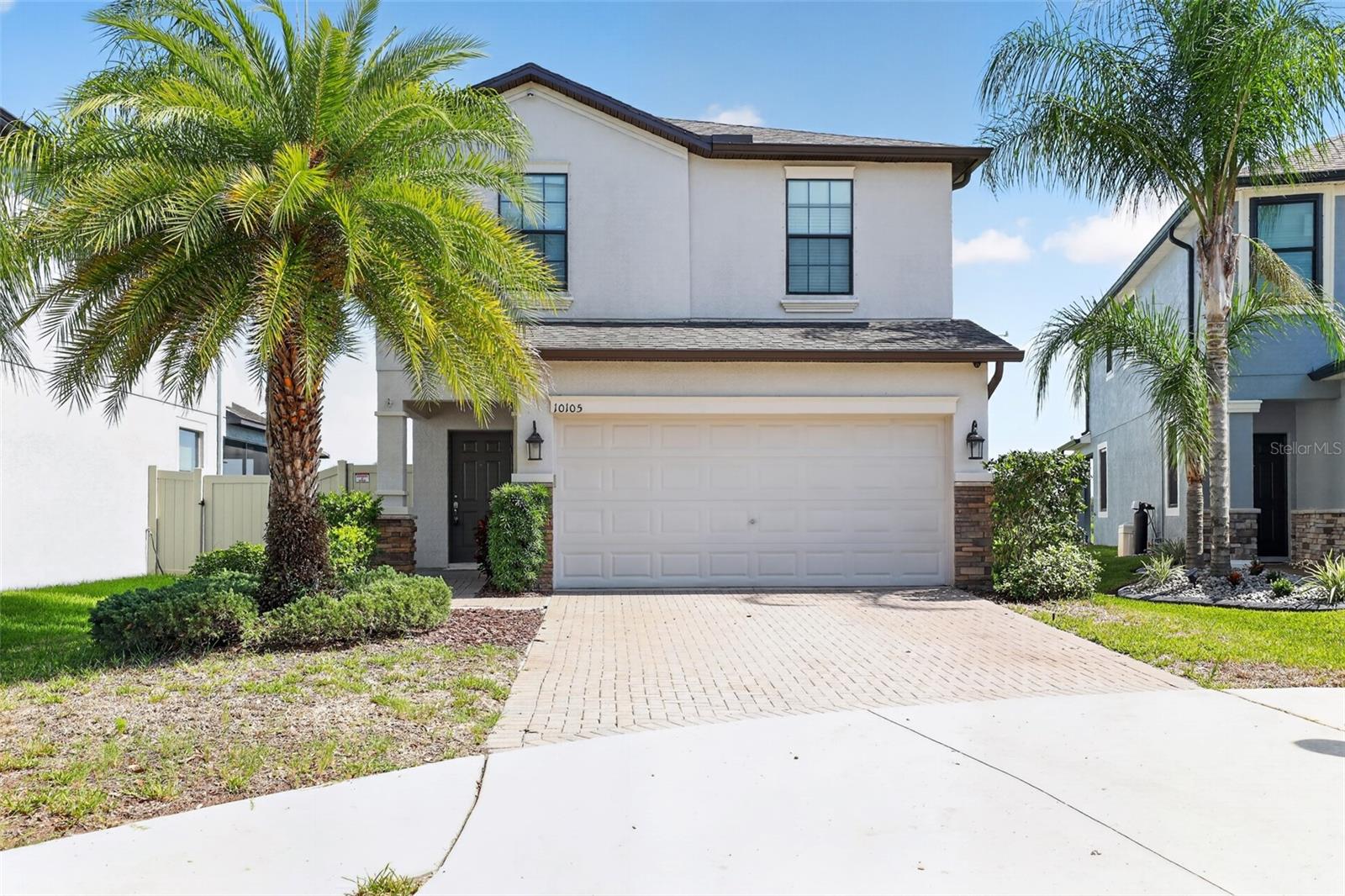 10105 NEWMINSTER LOOP - Photo 1