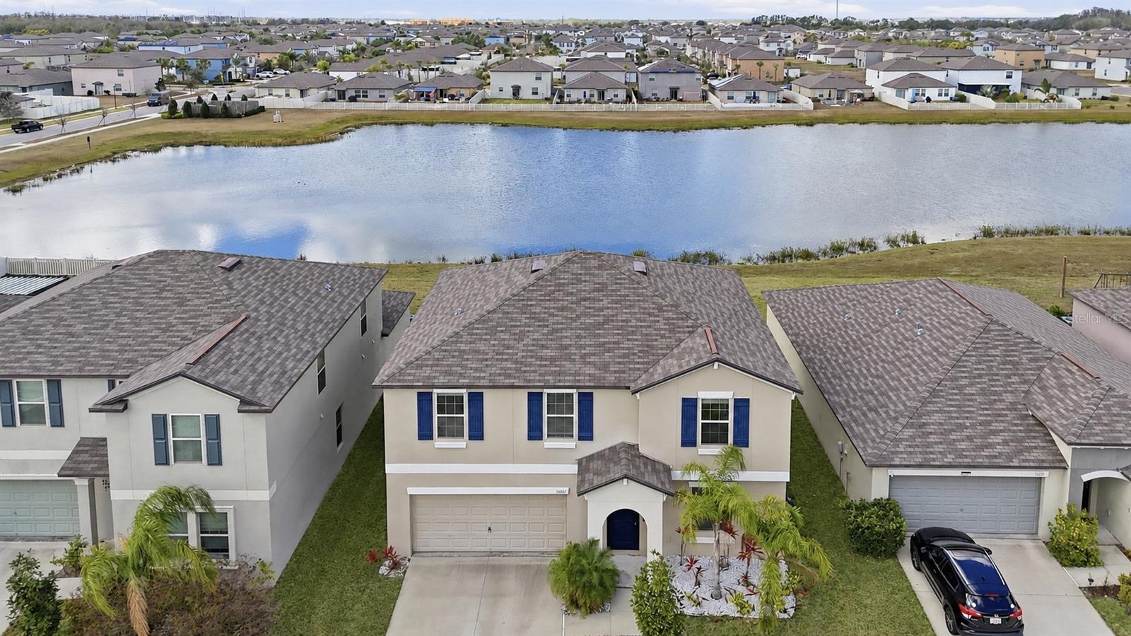 15617 CHARR ISLAND ST - Photo 1