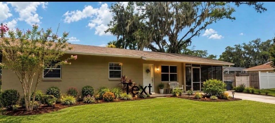 11129 ROBERTS LN - Photo 1