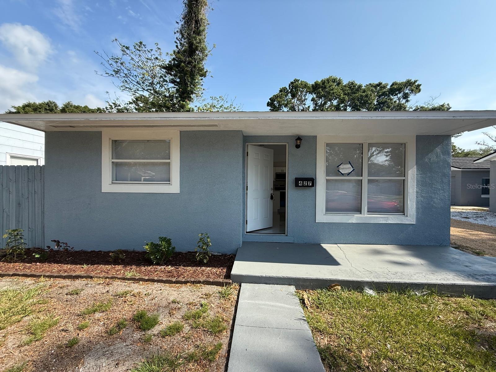 427 40TH AVE S - Photo 1