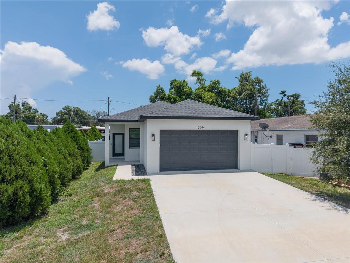 2644 42ND AVE N - Photo 1