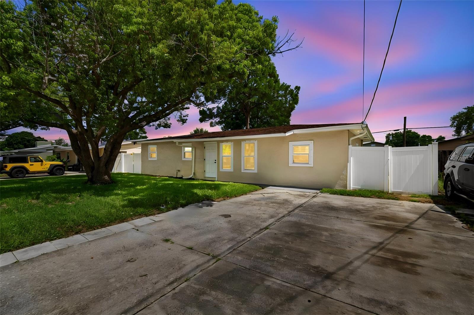 4417 W FAIRVIEW HTS - Photo 1