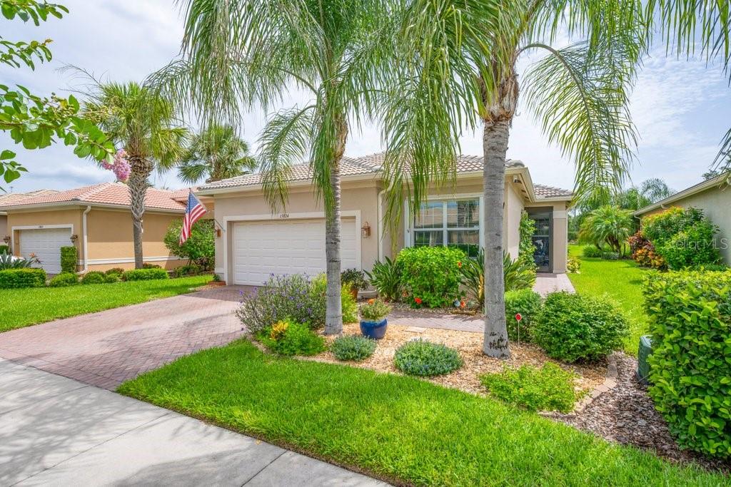 15824 AMBER FALLS DR - Photo 1