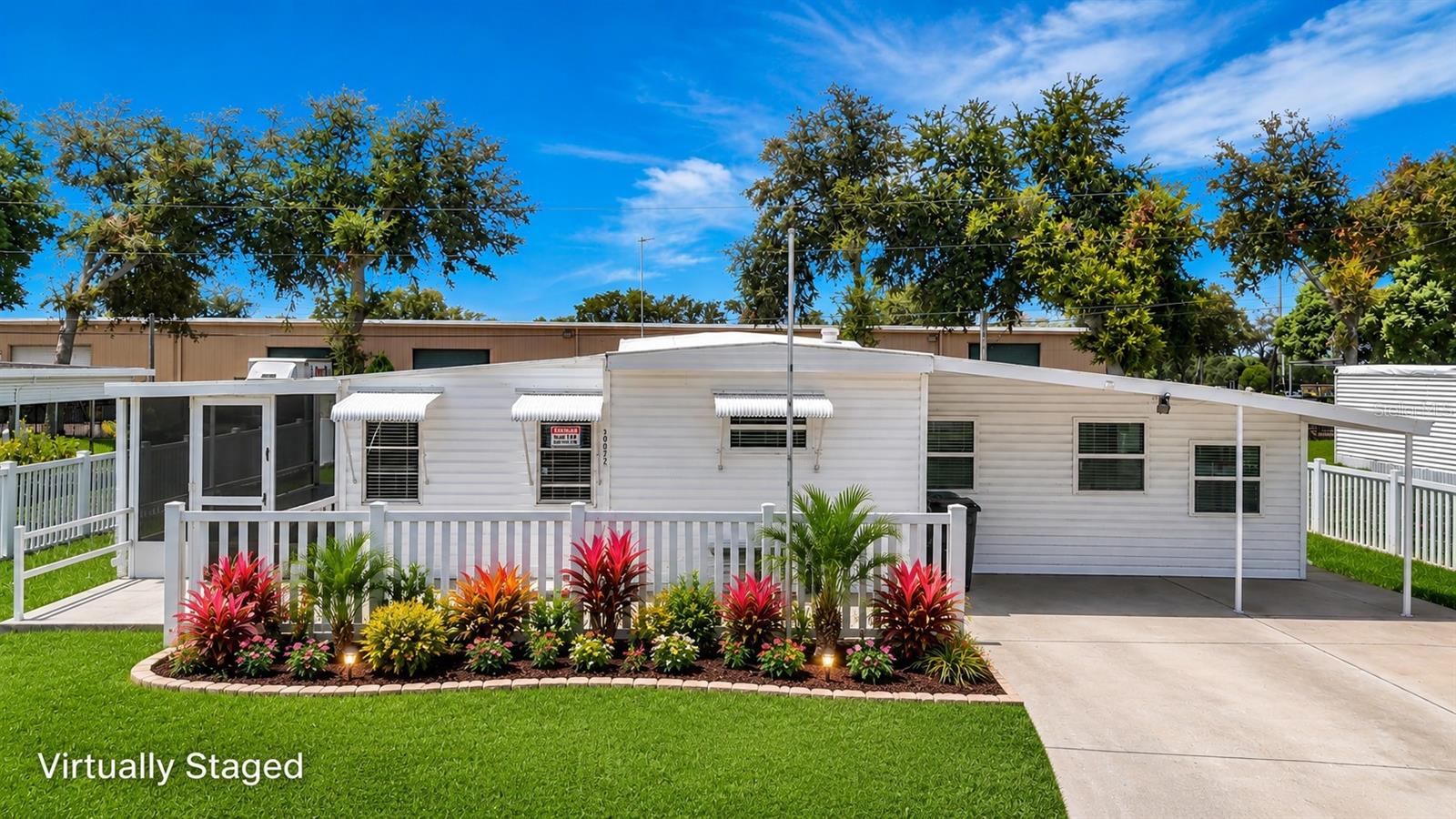 39032 OLA AVE - Photo 1