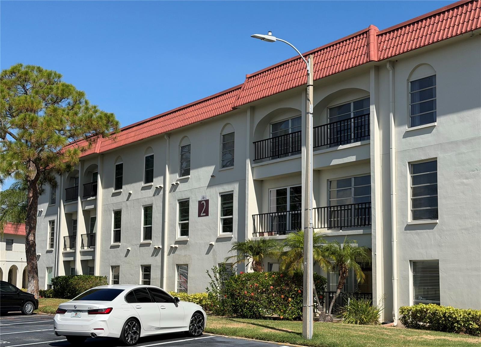 2700 BAYSHORE BLVD #2108 - Photo 1