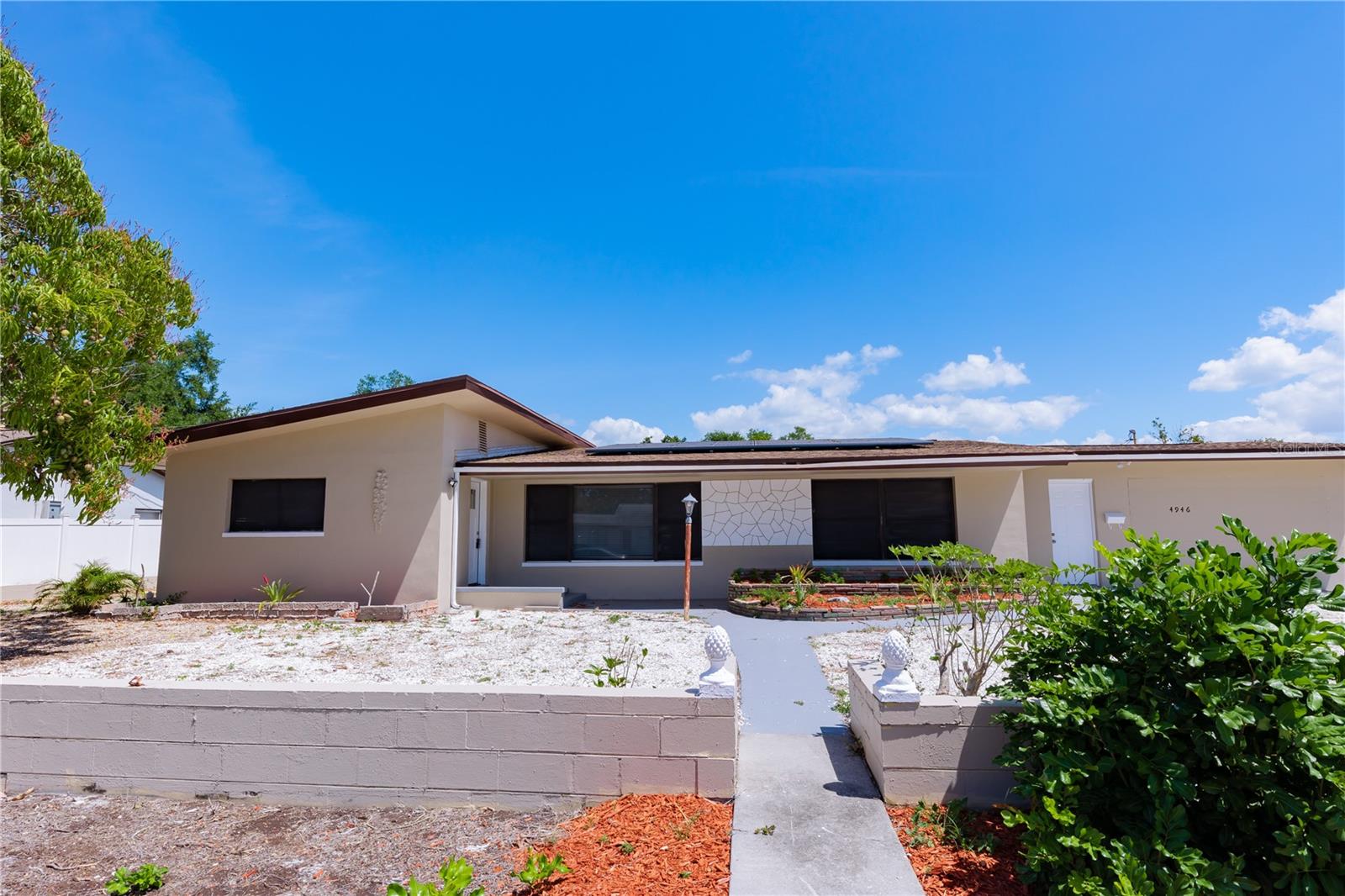 4946 DR MARTIN LUTHER KING JR ST S - Photo 1