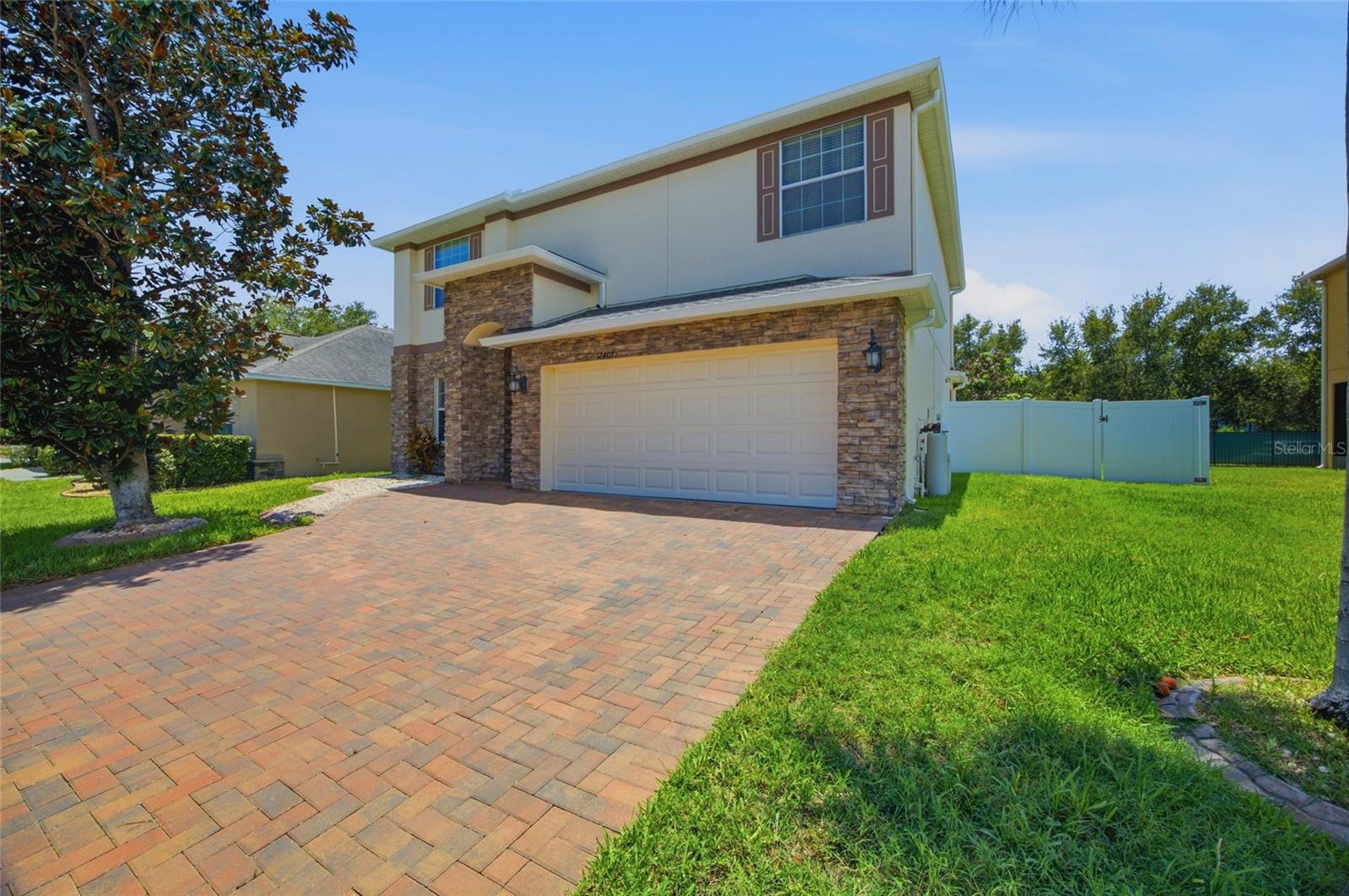 12407 GILMERTON MIST LN - Photo 1