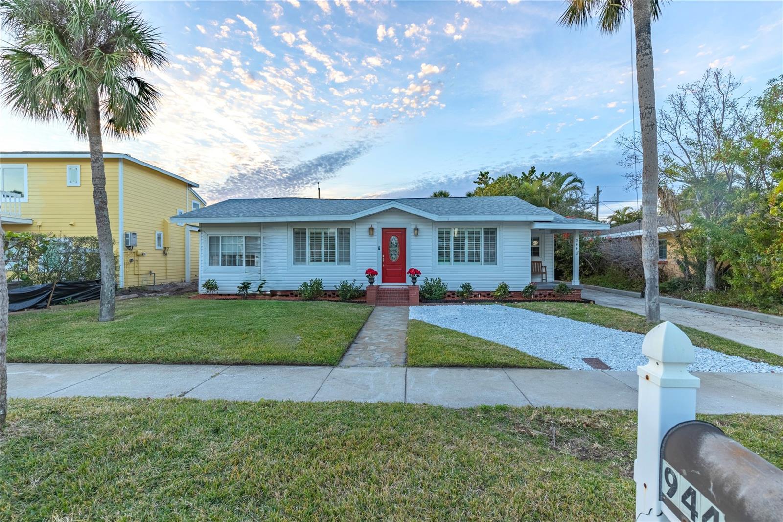 944 BRUCE AVE - Photo 1