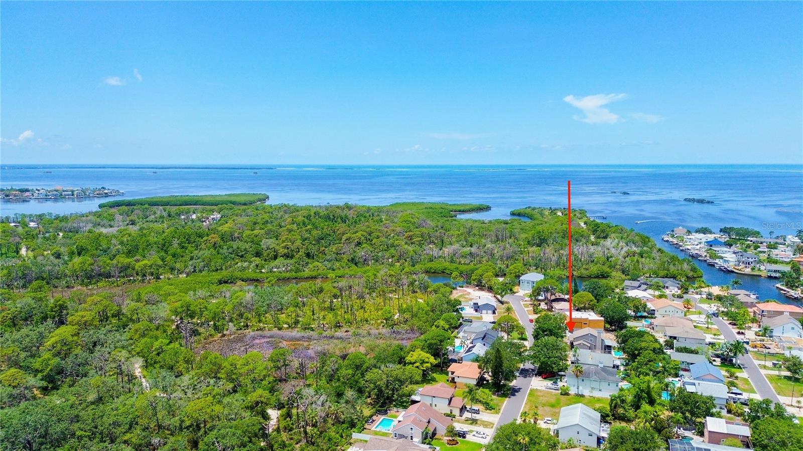 14 BAYWOOD DR - Photo 1
