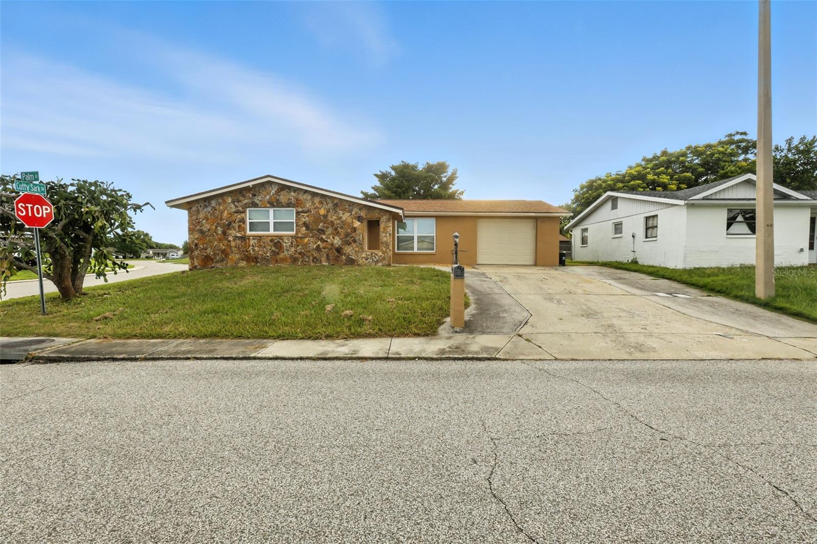 9239 PALM AVE - Photo 1