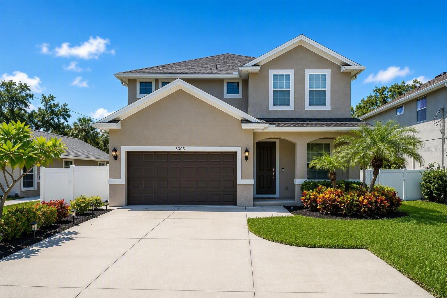 6303 S MACDILL AVE - Photo 1