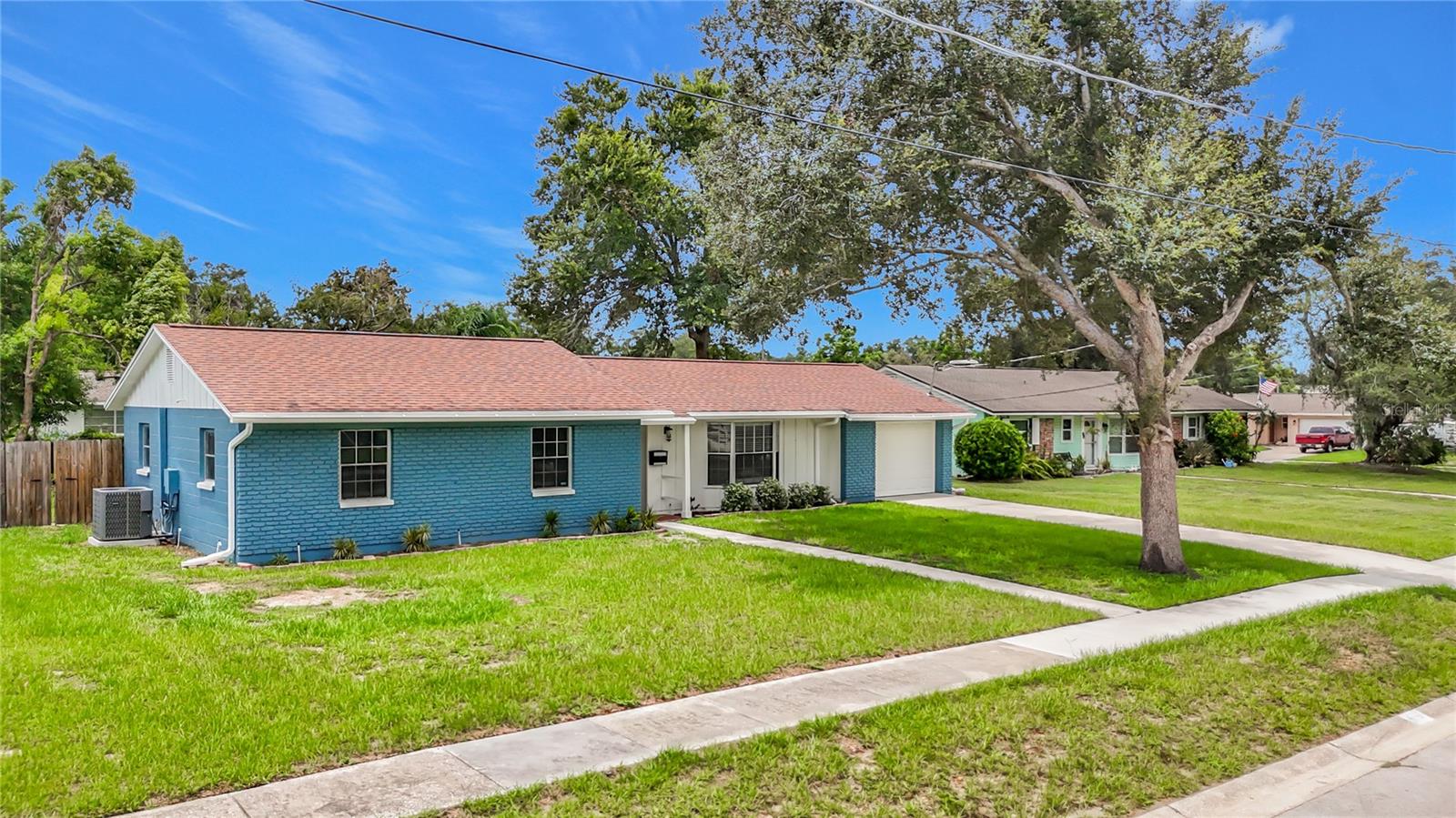 514 W HILDA DR - Photo 1