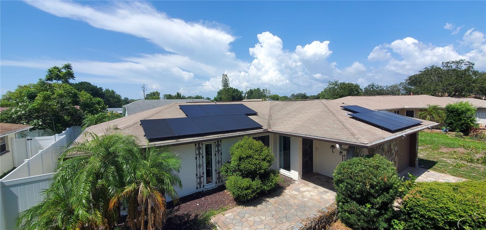 7438 LAKE FOREST CIR - Photo 1