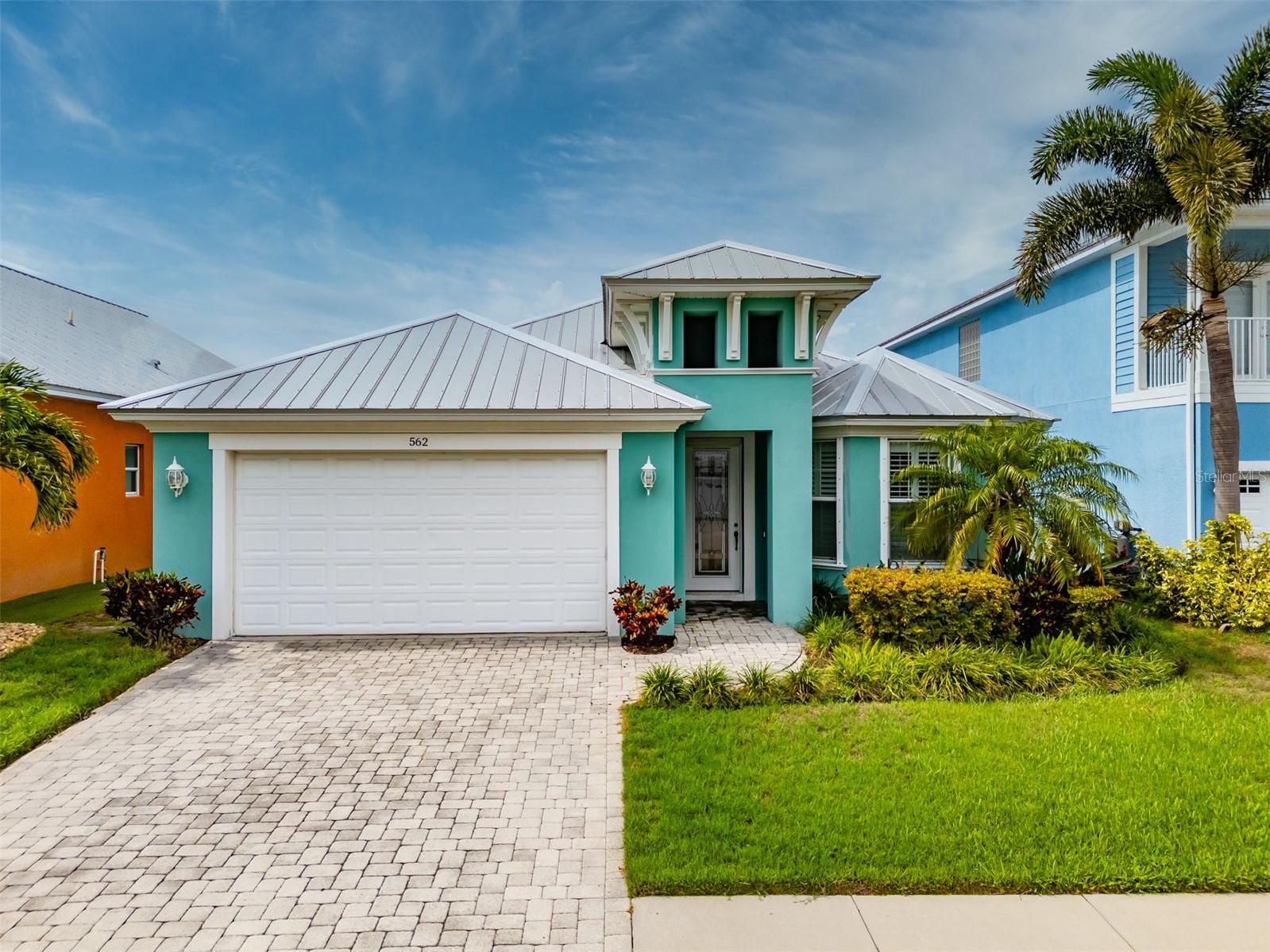 562 BIMINI BAY BLVD - Photo 1