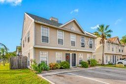 132 DOUGLAS RD W #A - Photo 1