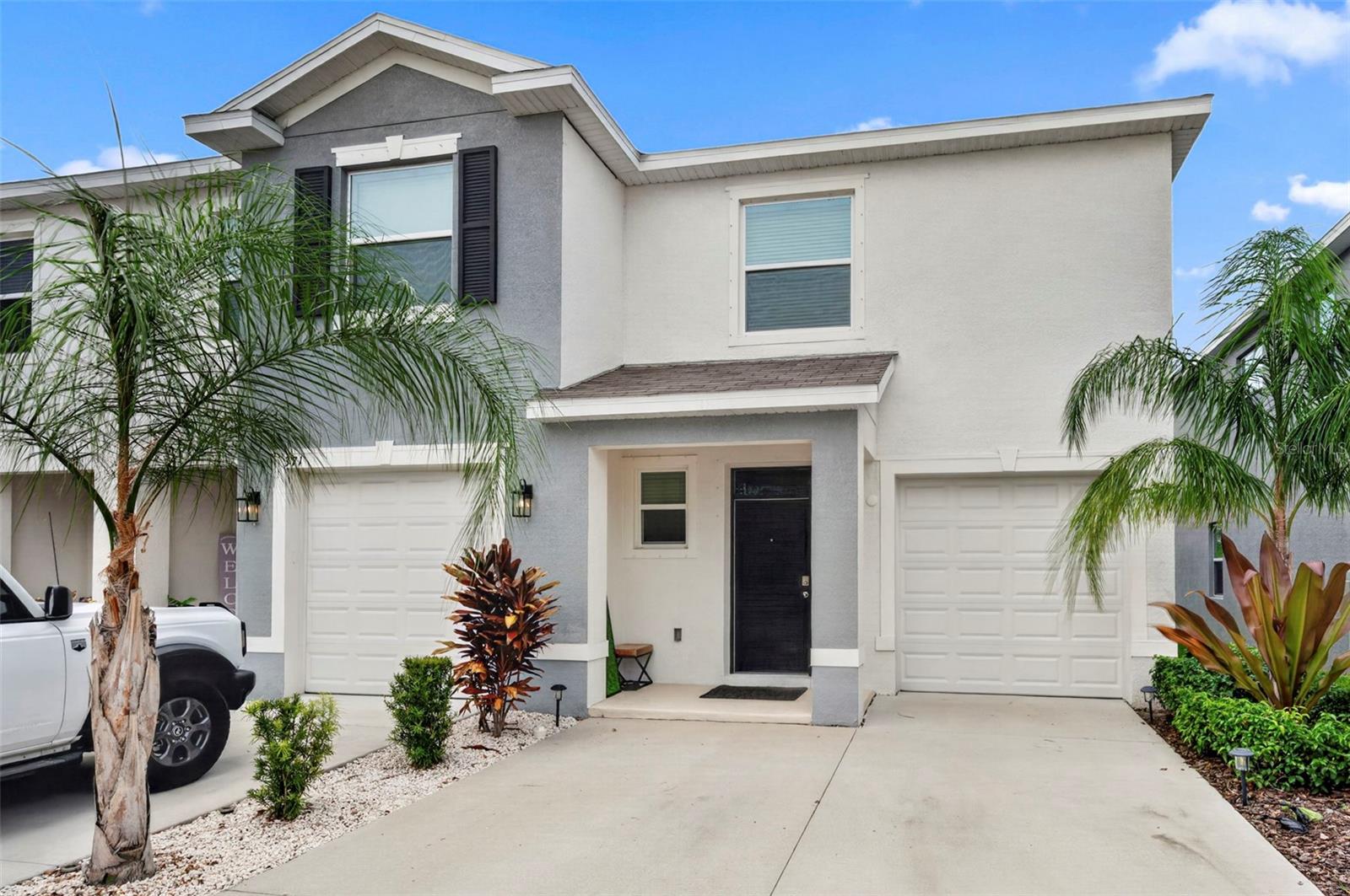 369 MANGROVE SHADE CIR - Photo 1