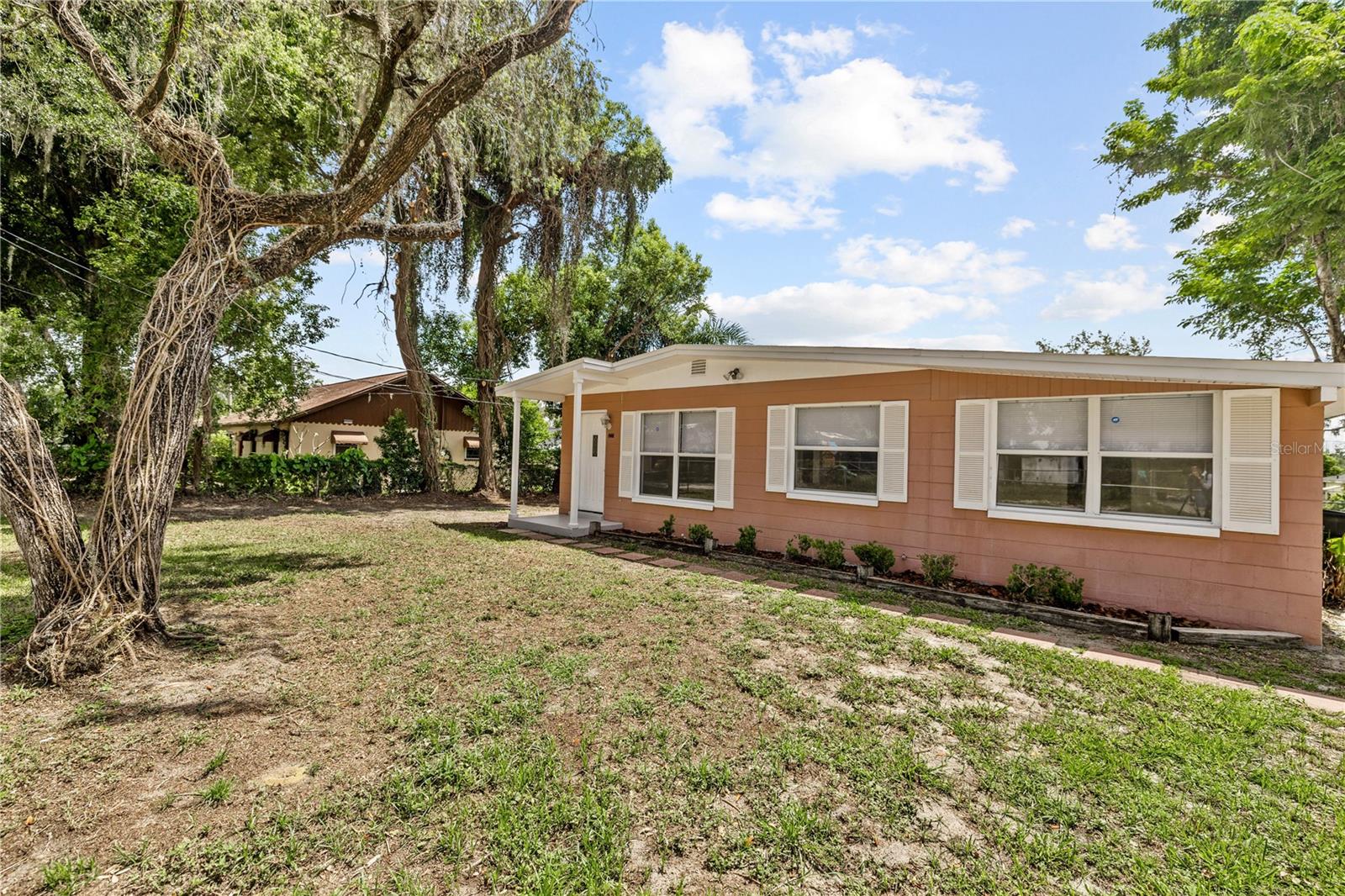 5225 PEACH AVE - Photo 1